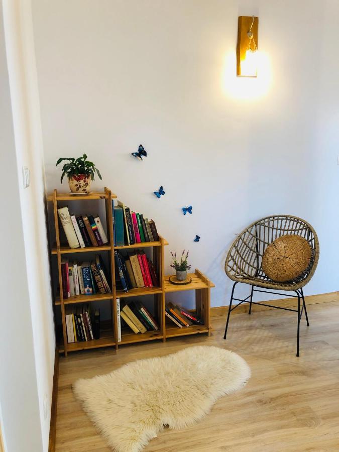 Nibylandia Motylkowa Villa Nowa Wies Grodziska Exteriör bild
