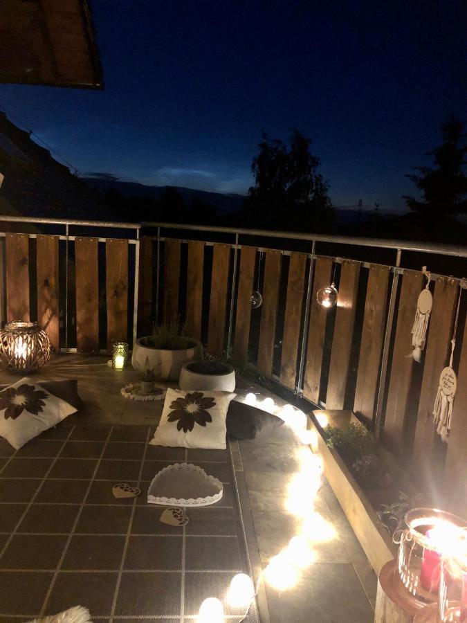 Nibylandia Motylkowa Villa Nowa Wies Grodziska Exteriör bild
