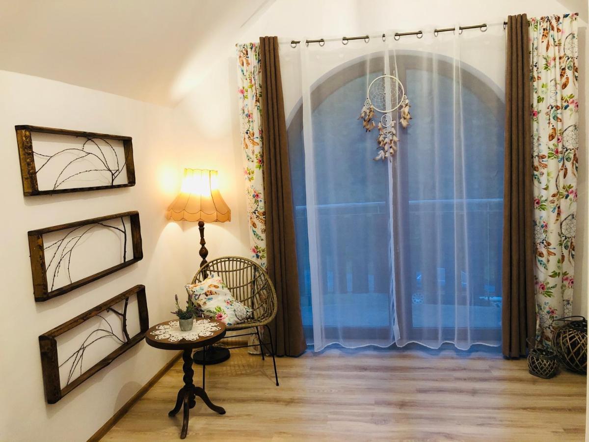 Nibylandia Motylkowa Villa Nowa Wies Grodziska Exteriör bild