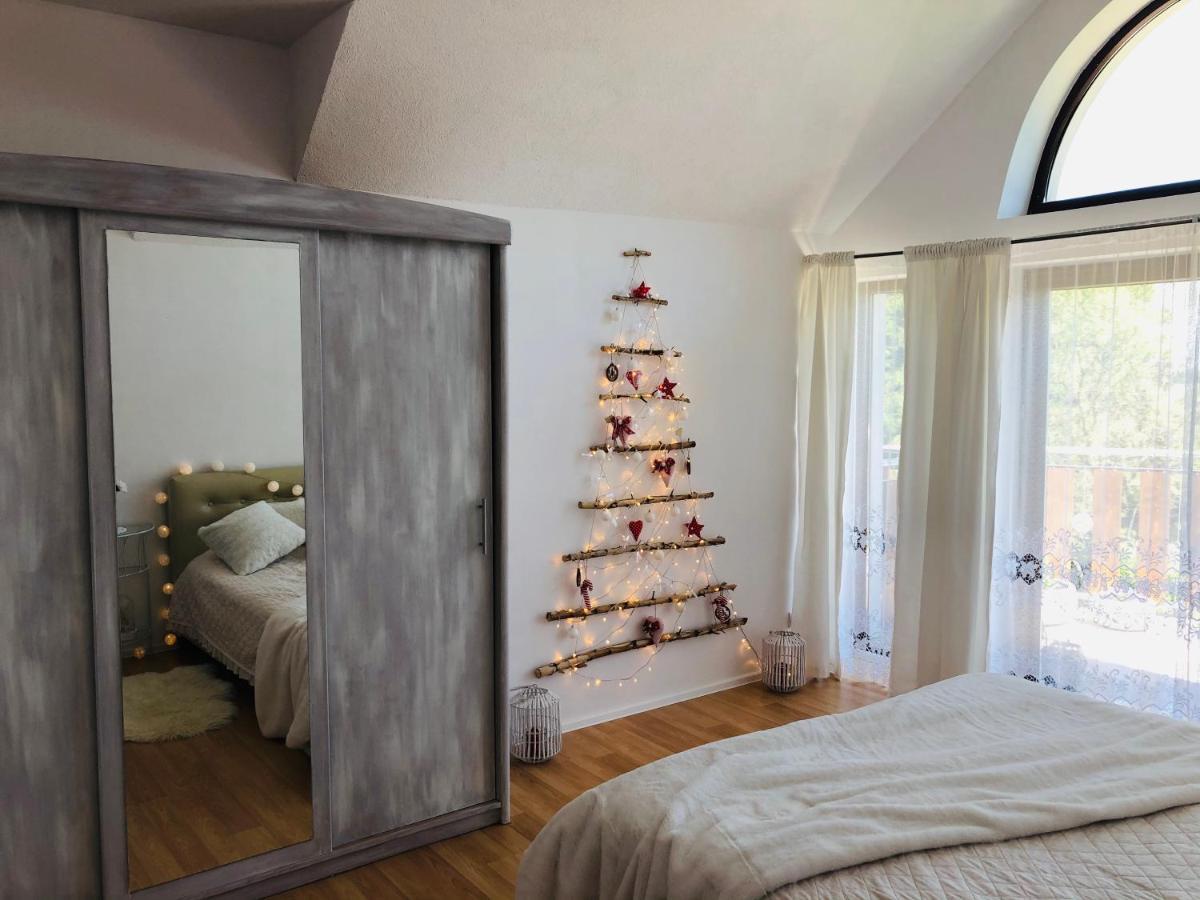 Nibylandia Motylkowa Villa Nowa Wies Grodziska Exteriör bild